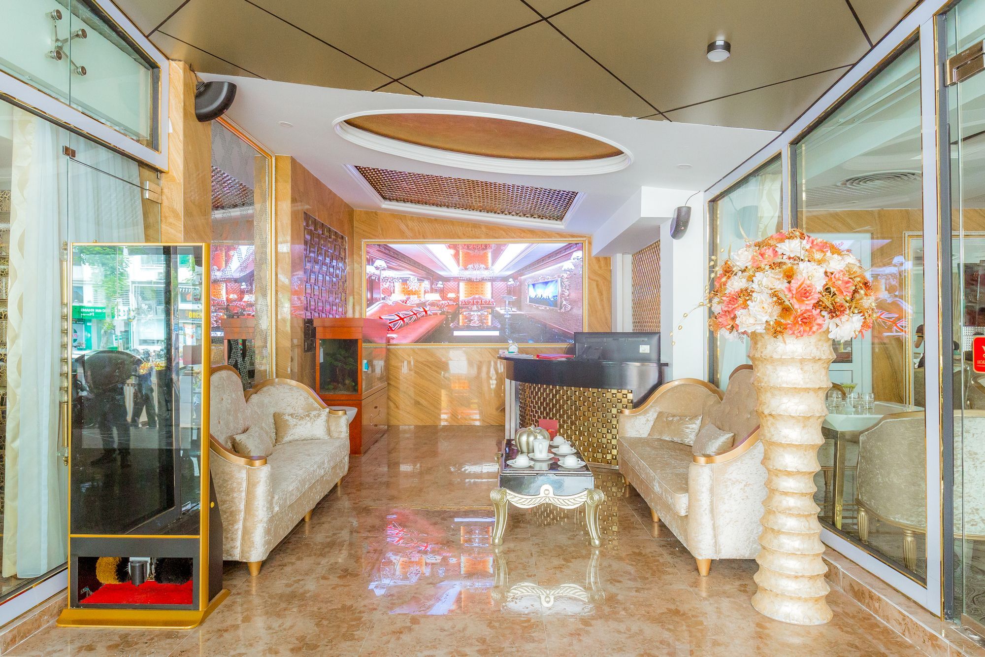 Hoang Trieu Hotel Cidade de Ho Chi Minh Exterior foto